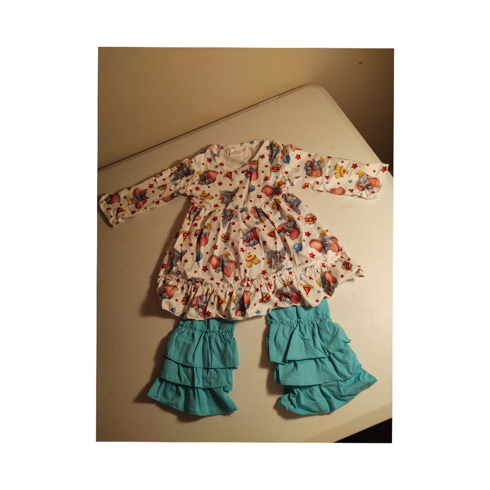 Girls matching Dumbo set